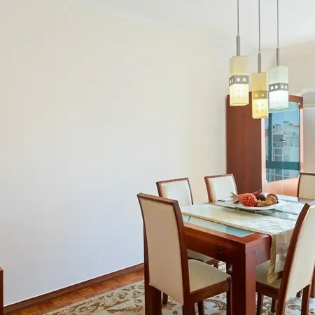 Lovely 2 Bedroom With Terrace In Cascais Apartment *