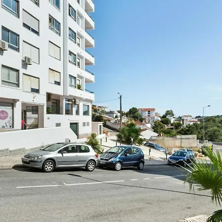 Lovely 2 Bedroom With Terrace In Cascais * Lisbon